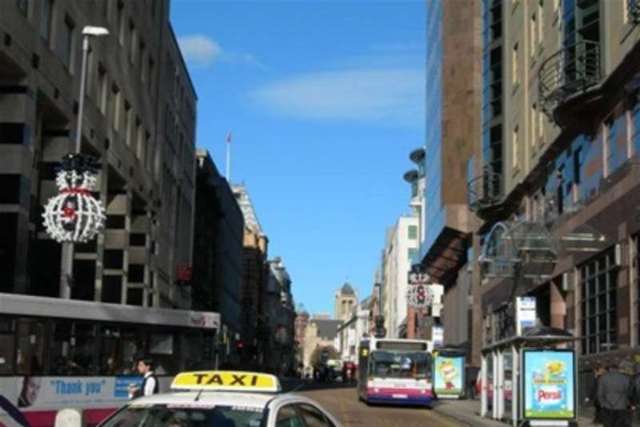  Image of 1 bedroom Flat to rent in Park Row Leeds LS1 at Leeds, LS1 5HU