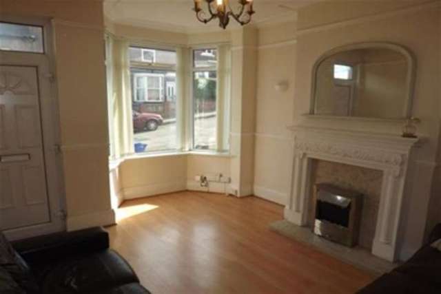  Image of 4 bedroom Detached house to rent in Penrhyn Road Sheffield S11 at Sheffield, S11 8UN