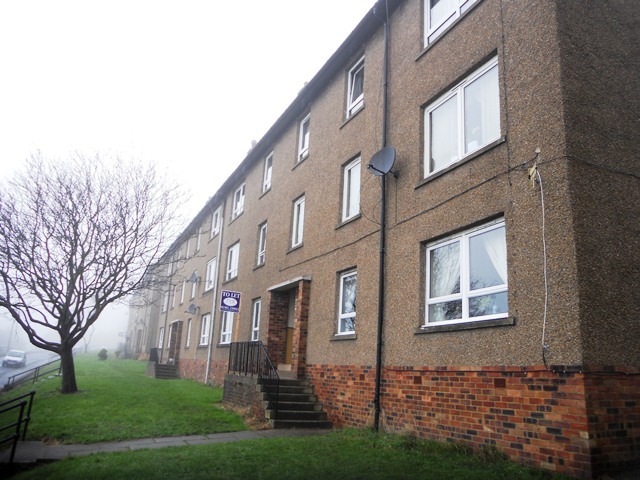  Image of 2 bedroom Flat to rent in Pentland Crescent Dundee DD2 at Dundee  Dundee, DD2 2BU