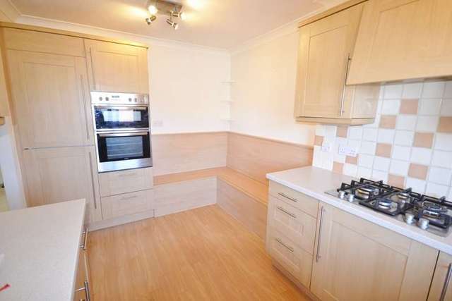  Image of 3 bedroom Detached house to rent in Percival Road Eastbourne BN22 at Eastbourne, BN22 9JU