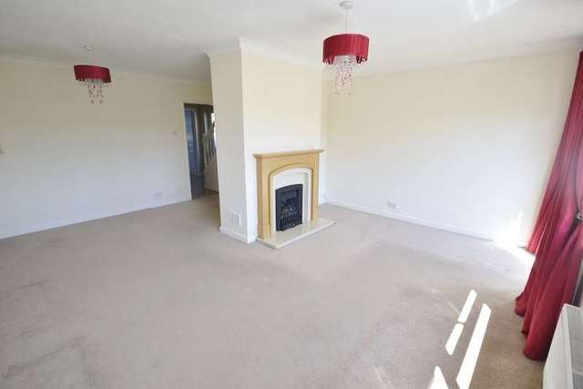  Image of 3 bedroom Detached house to rent in Percival Road Eastbourne BN22 at Eastbourne, BN22 9JU