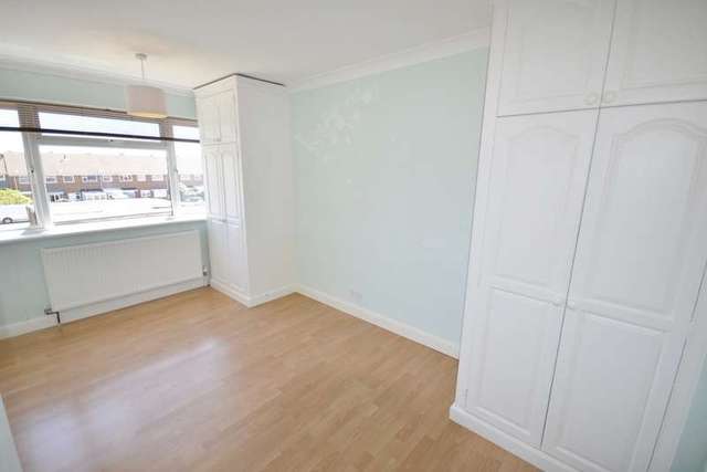  Image of 3 bedroom Detached house to rent in Percival Road Eastbourne BN22 at Eastbourne, BN22 9JU