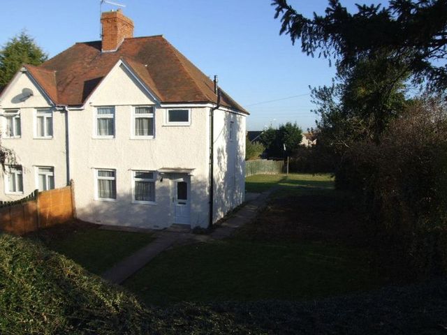  Image of 3 bedroom Semi-Detached house for sale in Pitchers Hill Wickhamford Evesham WR11 at Pitchers Hill Wickhamford Evesham, WR11 7RT