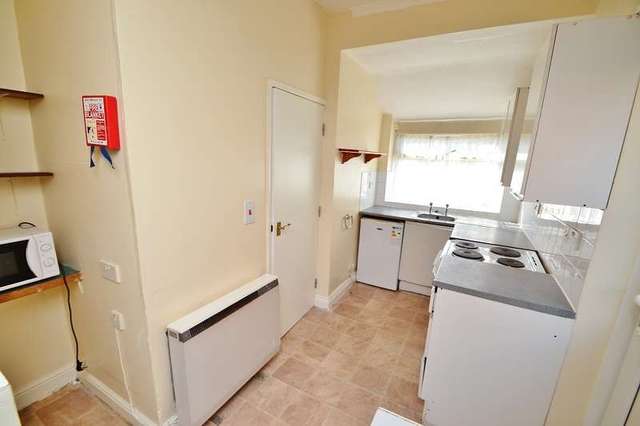  Image of 3 bedroom Flat for sale in Portswood Road Southampton SO17 at Southampton, SO17 2TH