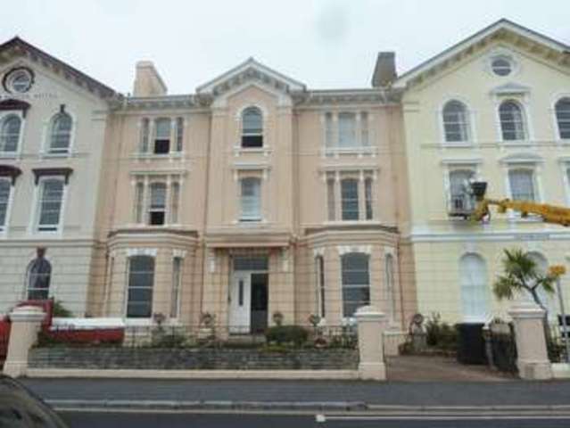  Image of 1 bedroom Flat to rent in Powderham Terrace Teignmouth TQ14 at Powderham Terrace  Teignmouth, TQ14 8BL
