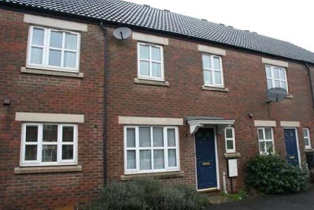  Image of 3 bedroom Property to rent in Priory Park Taunton TA1 at Taunton, TA1 1PX