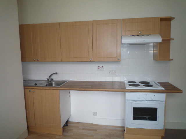  Image of 1 bedroom Flat to rent in Queens Road Brighton BN1 at Brighton, BN1 3XD