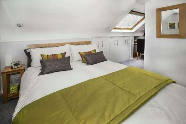  Image of 4 bedroom Semi-Detached house for sale in Radnor Road Earley Reading RG6 at Radnor Road  Reading, RG6 7NP