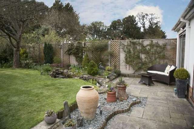  Image of 4 bedroom Semi-Detached house for sale in Radnor Road Earley Reading RG6 at Radnor Road  Reading, RG6 7NP