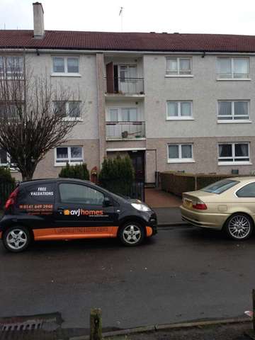  Image of 3 bedroom Flat for sale in Raithburn Road Glasgow G45 at Raithburn Road [ Castlemilk Glasgow, G45 9RW