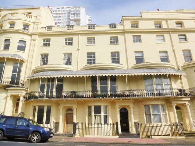  Image of 3 bedroom Flat for sale in Regency Square Brighton BN1 at Brighton Preston, BN1 2FF