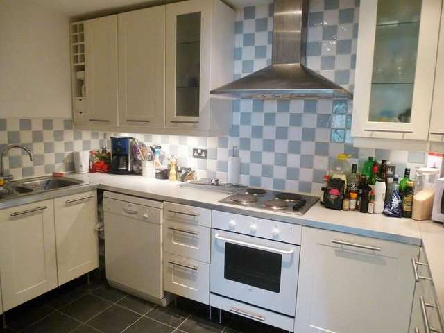  Image of 3 bedroom Flat for sale in Regency Square Brighton BN1 at Brighton Preston, BN1 2FF