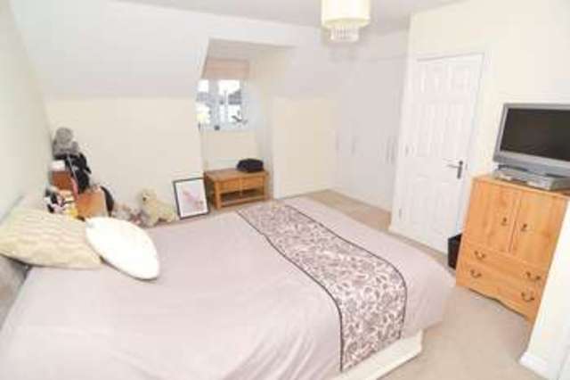  Image of 4 bedroom Semi-Detached house to rent in Ashingdon Road Rochford SS4 at Ashingdon Road  Rochford, SS4 1NH