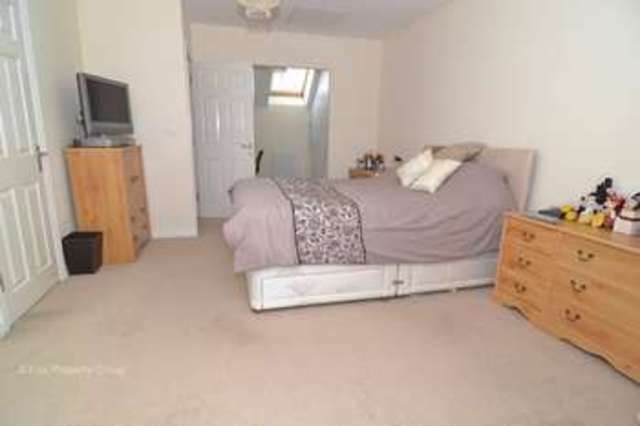  Image of 4 bedroom Semi-Detached house to rent in Ashingdon Road Rochford SS4 at Ashingdon Road  Rochford, SS4 1NH
