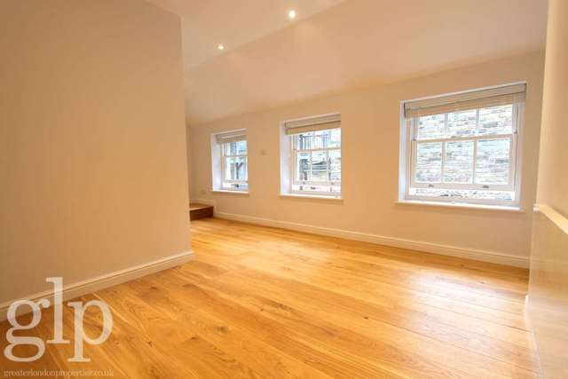  Image of 2 bedroom Apartment to rent in Rupert Street London W1D at Rupert Street Soho London, W1D 6DN