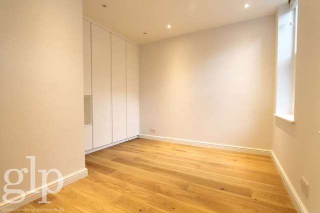  Image of 2 bedroom Apartment to rent in Rupert Street London W1D at Rupert Street Soho London, W1D 6DN