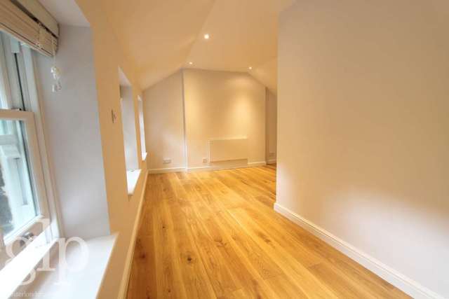  Image of 2 bedroom Apartment to rent in Rupert Street London W1D at Rupert Street Soho London, W1D 6DN