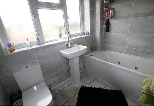  Image of 3 bedroom Semi-Detached house to rent in Sandpiper Close Shoeburyness Southend-on-Sea SS3 at Sandpiper Close Shoeburyness Southend-On-Sea, SS3 9YN