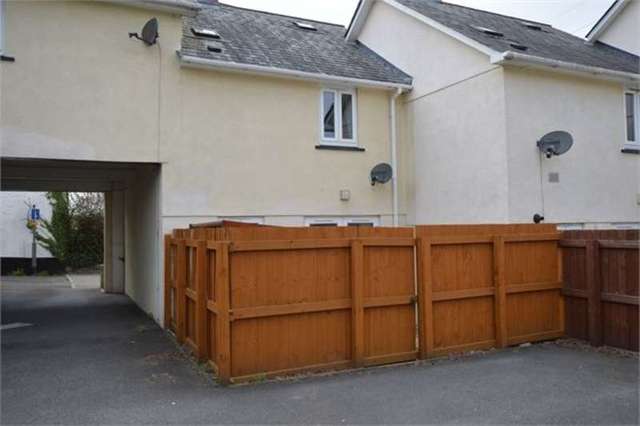  Image of 2 bedroom Terraced house for sale in Sandygate Mews Kingsteignton Newton Abbot TQ12 at Sandygate Mews Kingsteignton Newton Abbot, TQ12 3FJ
