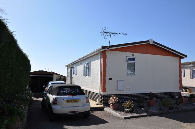  Image of 2 bedroom Detached house for sale in Sidmouth Road Aylesbeare Exeter EX5 at Sidmouth Road, Aylesbeare, Exeter, EX5 2JW