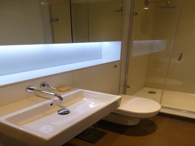  Image of 1 bedroom Flat to rent in Simpson Loan Edinburgh EH3 at Meadows Edinburgh Edinburgh, EH3 9GF