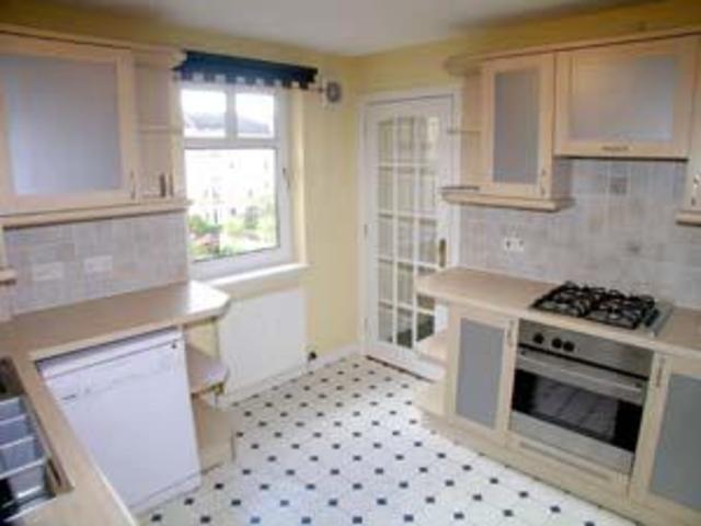  Image of 2 bedroom Flat to rent in Sinclair Place Edinburgh EH11 at Shandon Edinburgh Edinburgh, EH11 1AN