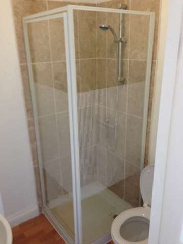 Image of 1 bedroom House Share to rent in Graham Road Salford M6 at Graham Road  Salford, M6 8PS
