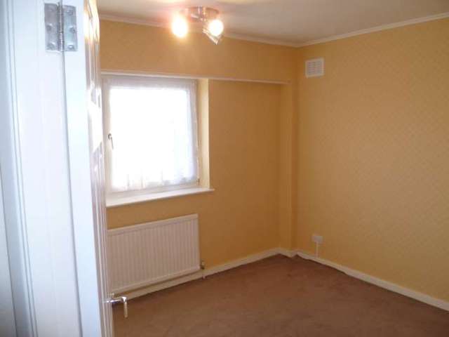  Image of 2 bedroom Maisonette to rent in Bexley Road London SE9 at Bexley Road Eltham London, SE9 2PE
