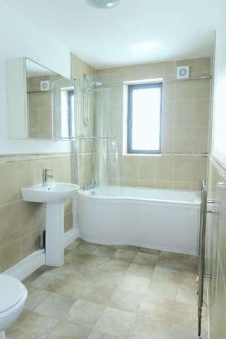  Image of 2 bedroom Flat to rent in Troy Road Morley Leeds LS27 at Troy Road Morley Leeds, LS27 8JG