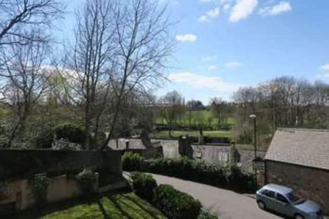  Image of 2 bedroom Flat to rent in Troy Road Morley Leeds LS27 at Troy Road Morley Leeds, LS27 8JG