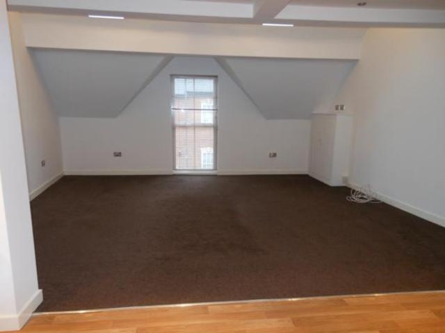  Image of 3 bedroom Flat to rent in St. Cuthberts Street Bedford MK40 at Bedford Beds Beds, MK40 3JB