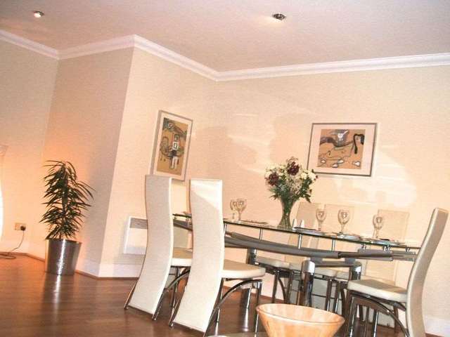  Image of 3 bedroom Apartment to rent in St. George Wharf London SW8 at St George Wharf Vauxhall London, SW8 2LQ