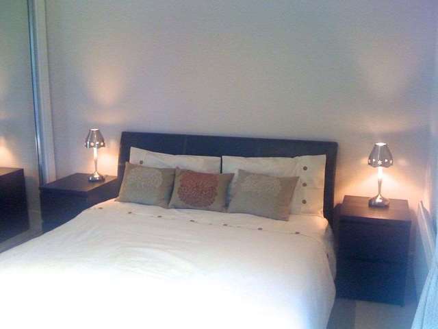  Image of 3 bedroom Apartment to rent in St. George Wharf London SW8 at St George Wharf Vauxhall London, SW8 2LQ