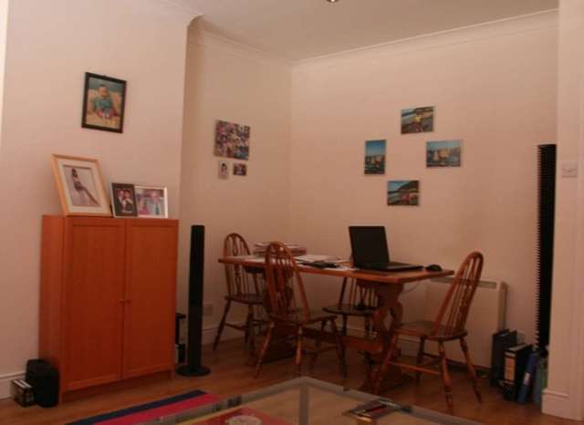  Image of 2 bedroom Flat to rent in St. Leonards Road Windsor SL4 at St.Leonards Road  Windsor, SL4 3BP