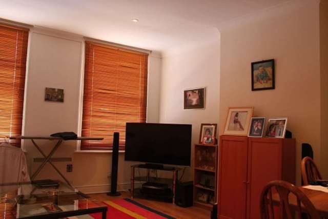  Image of 2 bedroom Flat to rent in St. Leonards Road Windsor SL4 at St.Leonards Road  Windsor, SL4 3BP
