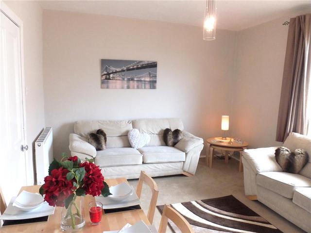  Image of 2 bedroom Flat to rent in Stenhouse Gardens North Edinburgh EH11 at Stenhouse Edinburgh Edinburgh, EH11 3EL