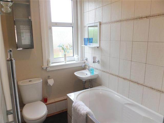  Image of 2 bedroom Flat to rent in Stenhouse Gardens North Edinburgh EH11 at Stenhouse Edinburgh Edinburgh, EH11 3EL