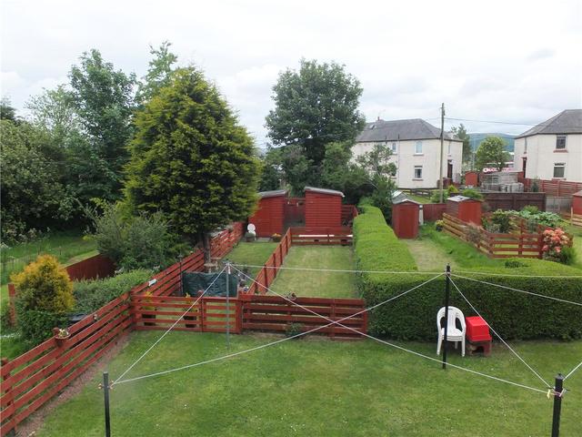  Image of 2 bedroom Flat to rent in Stenhouse Gardens North Edinburgh EH11 at Stenhouse Edinburgh Edinburgh, EH11 3EL