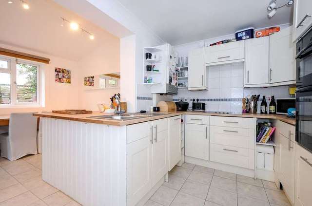  Image of 3 bedroom Detached house for sale in Storrington Close Chichester PO19 at Fishbourne, PO19 3QB