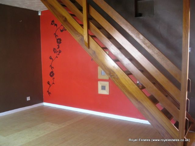  Image of 3 bedroom Terraced house to rent in Tat Bank Road Oldbury B68 at Tat Bank Road  Oldbury, B68 8NP