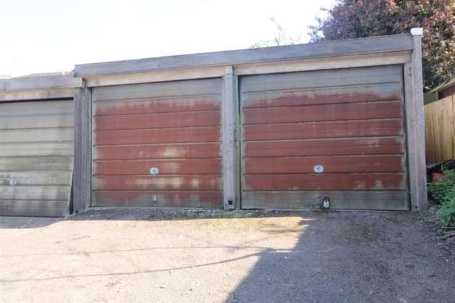  Image of 3 bedroom Detached house for sale in Tattershall Drive Hemel Hempstead HP2 at Tattershall Drive  Hemel Hempstead, HP2 7QG