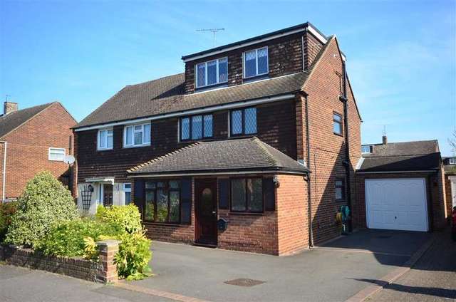  Image of 4 bedroom Semi-Detached house for sale in The Avenue Aylesford ME20 at Aylesford Kent Aylesford, ME20 7LE