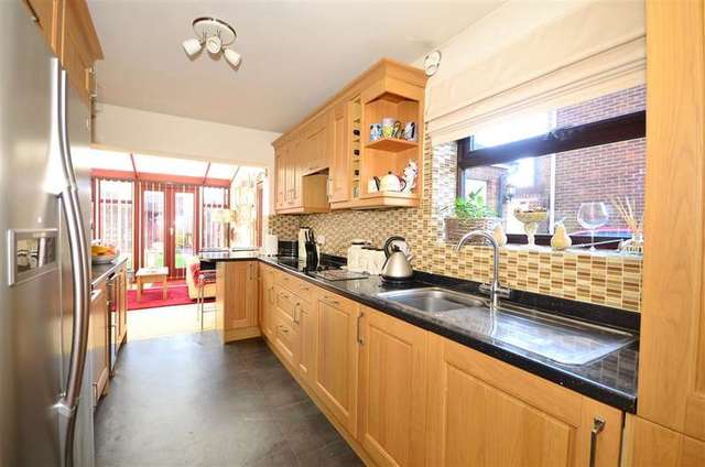  Image of 4 bedroom Semi-Detached house for sale in The Avenue Aylesford ME20 at Aylesford Kent Aylesford, ME20 7LE