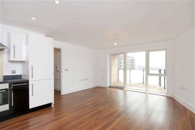  Image of 2 bedroom Flat to rent in Loudoun Road London NW8 at London, NW8 0DJ