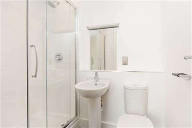  Image of 2 bedroom Flat to rent in Loudoun Road London NW8 at London, NW8 0DJ