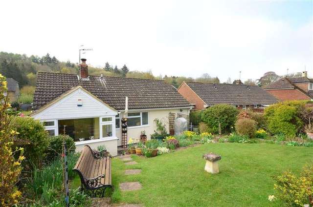  Image of 3 bedroom Bungalow for sale in The Street Newnham Sittingbourne ME9 at Newnham Sittingbourne Sittingbourne, ME9 0LQ