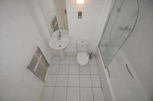  Image of 2 bedroom Apartment to rent in Tower Promenade Wallasey CH45 at Tower Promenade New Brighton New Brighton, CH45 2JY