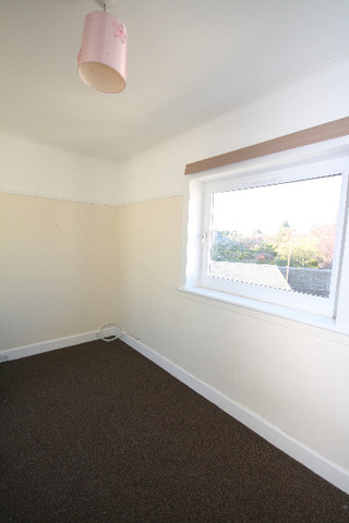  Image of 2 bedroom Flat to rent in Tullideph Road Dundee DD2 at West End Dundee Dundee, DD2 2JD