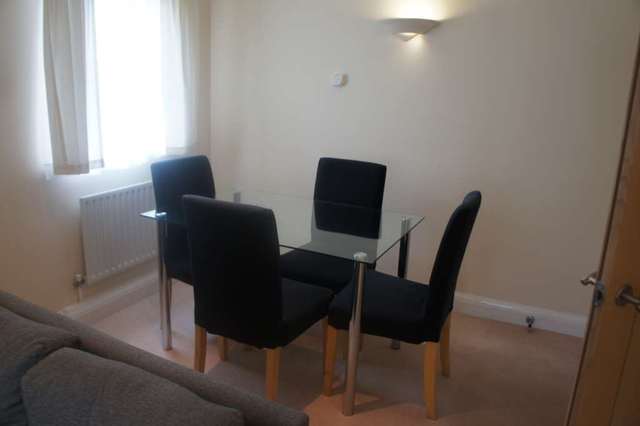  Image of 2 bedroom Apartment to rent in Turners Hill Road Pound Hill Crawley RH10 at The Pines Worth Crawley, RH10 7US