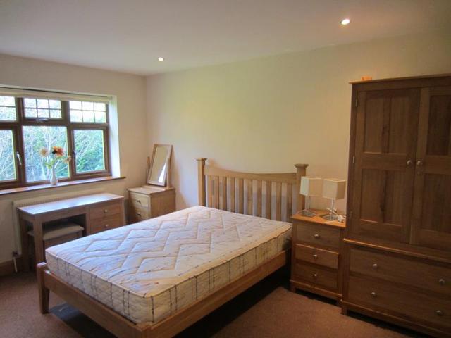  Image of 4 bedroom Detached house to rent in Village Mews Quinton Birmingham B32 at Birmingham, B32 1AE